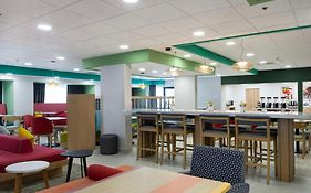 Hampton Inn Saltillo 4*